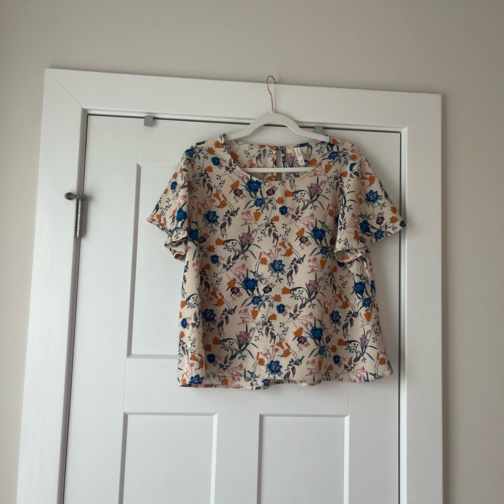 TARGET! NWOT! Top
